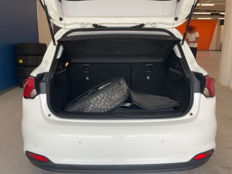 Fiat Tipo 1.6 Lounge 2017 – снимка 16