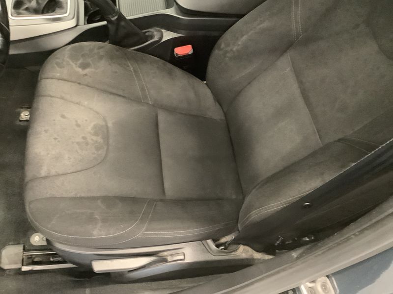 Volvo V40 1.6 D2 Kinetic 2013 – снимка 28