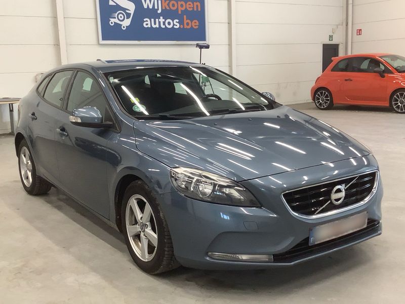 Volvo V40 1.6 D2 Kinetic 2013 – снимка 12