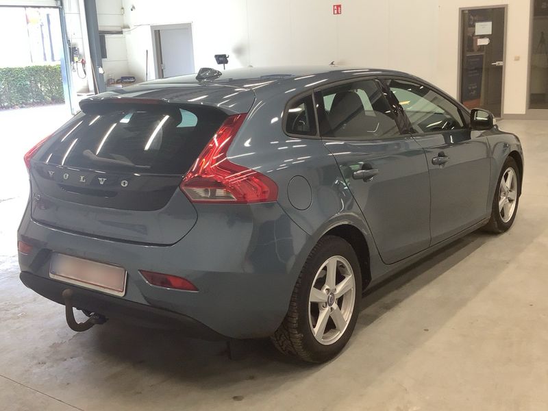 Volvo V40 1.6 D2 Kinetic 2013 – снимка 8