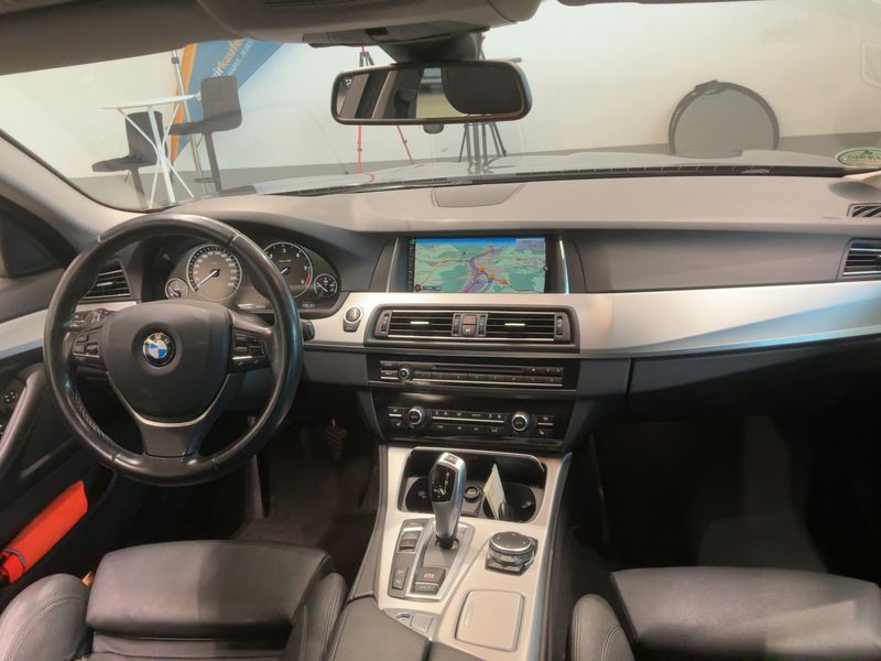 BMW 5er 520d xDrive 2016 – снимка 12