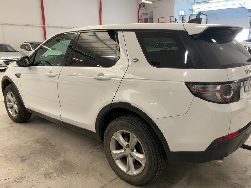 Land Rover Discovery Sport 2.0 Td4 Pure 2016 – снимка 6