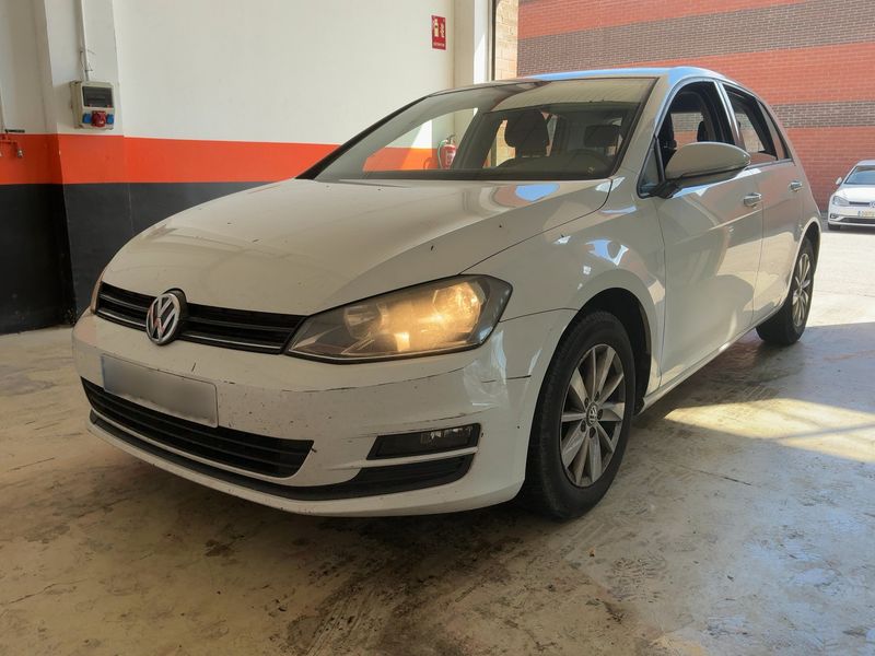 Volkswagen Golf VII 1.6 TDI Edition BlueMotion Tech 2014 – снимка 1