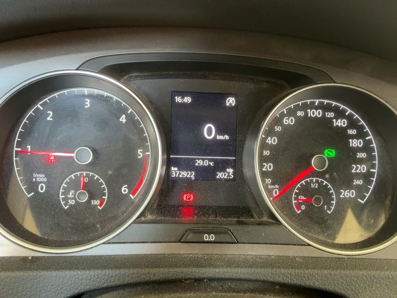 Volkswagen Golf VII 1.6 TDI Edition BlueMotion Tech 2014 – снимка 18