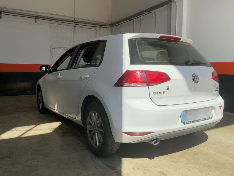 Volkswagen Golf VII 1.6 TDI Edition BlueMotion Tech 2014 – снимка 6