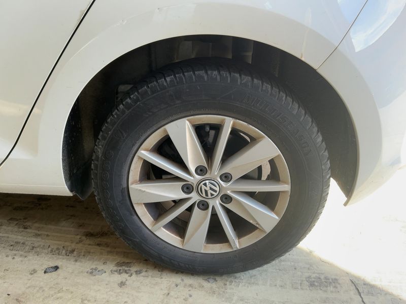 Volkswagen Golf VII 1.6 TDI Edition BlueMotion Tech 2014 – снимка 5