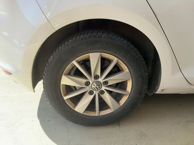 Volkswagen Golf VII 1.6 TDI Edition BlueMotion Tech 2014 – снимка 9