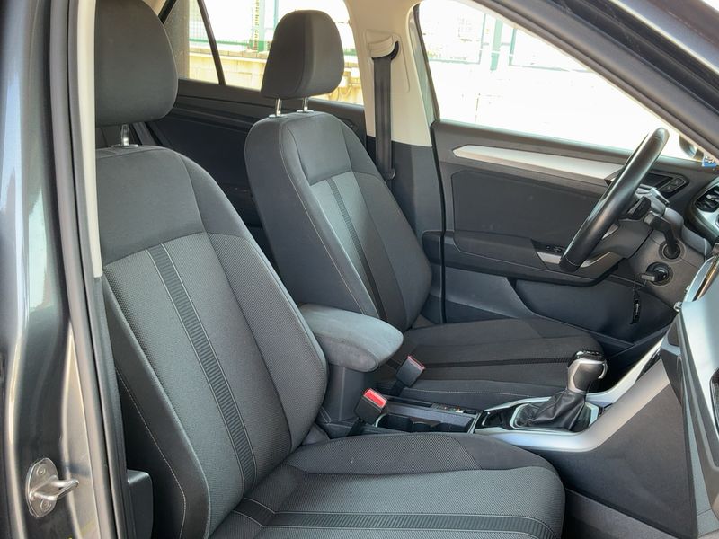 Volkswagen T-Roc 1.5 TSI ACT Life 2022 – снимка 16