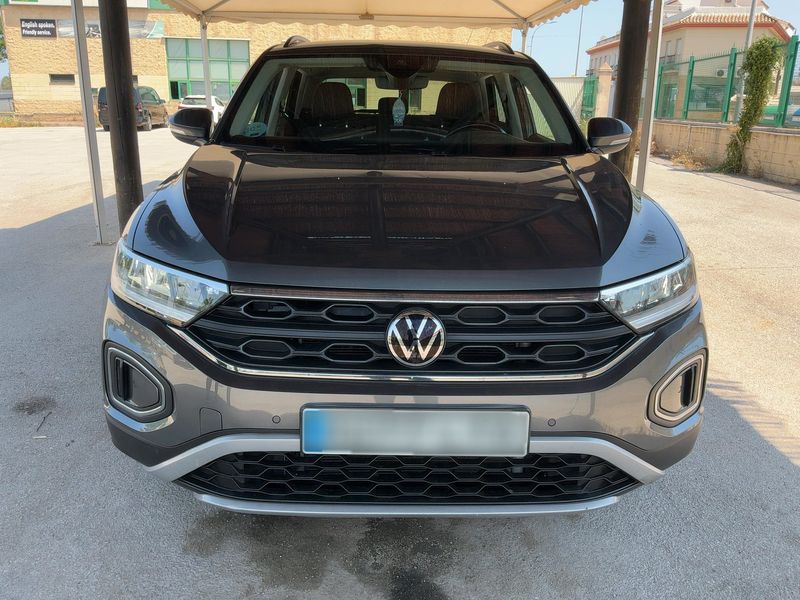 Volkswagen T-Roc 1.5 TSI ACT Life 2022 – снимка 14