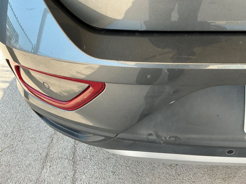 Volkswagen T-Roc 1.5 TSI ACT Life 2022 – снимка 23