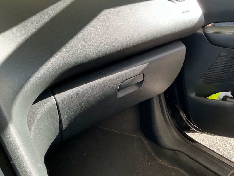 Peugeot 5008 1.6 Blue-HDi Allure 2011 – снимка на щета