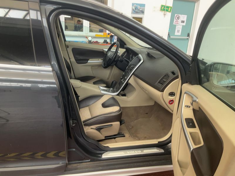 Volvo XC60 3.0 T6 Summum AWD 2009 – снимка 16