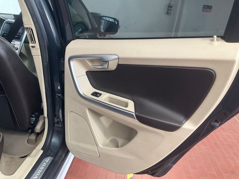 Volvo XC60 3.0 T6 Summum AWD 2009 – снимка 36