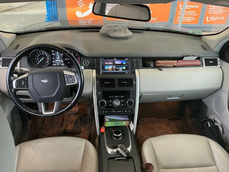 Land Rover Discovery Sport 2.0 Td4 SE AWD 2018 – снимка 17