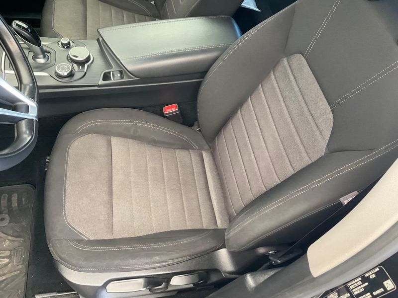 Alfa Romeo Stelvio 2.2 JTDM Business 2WD 2017 – снимка 27