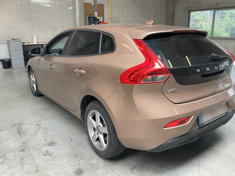 Volvo V40 2.0 D2 Kinetic 2016 – снимка 6