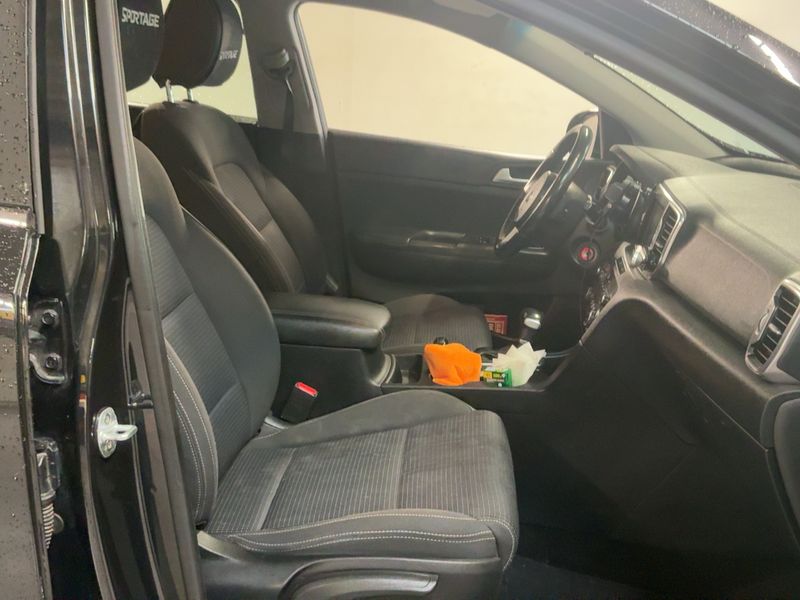 Kia Sportage 1.7 CRDi Active 2WD 2017 – снимка 16
