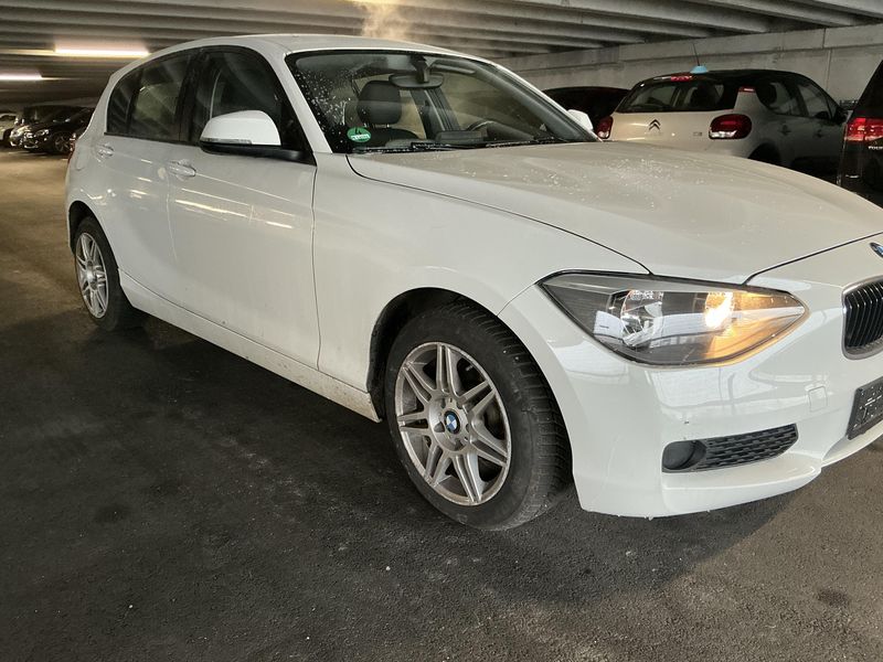 BMW 1er 114i 2015 – снимка 12