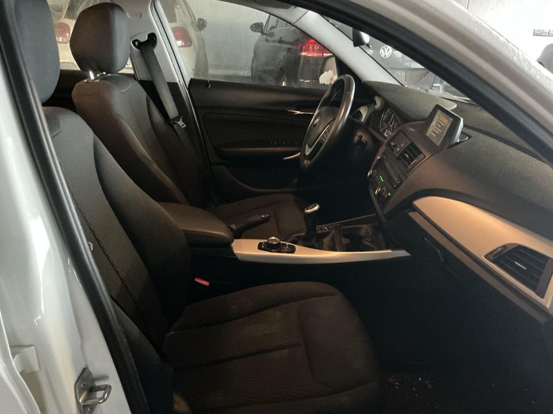 BMW 1er 114i 2015 – снимка 16