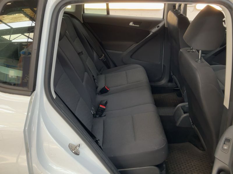 Volkswagen Tiguan 2.0 TDI Trend & Fun BlueMotion Tech 2014 – снимка 19