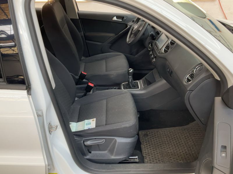Volkswagen Tiguan 2.0 TDI Trend & Fun BlueMotion Tech 2014 – снимка 16