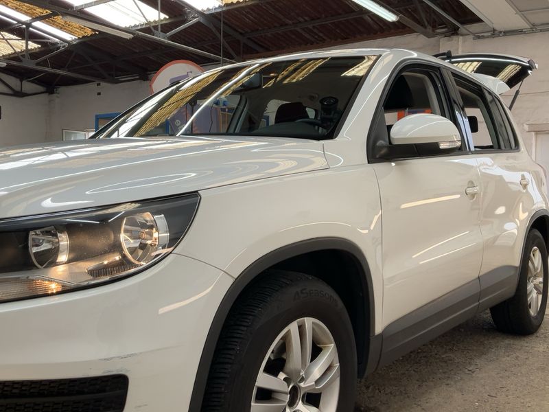 Volkswagen Tiguan 2.0 TDI Trend & Fun BlueMotion Tech 2014 – снимка 2