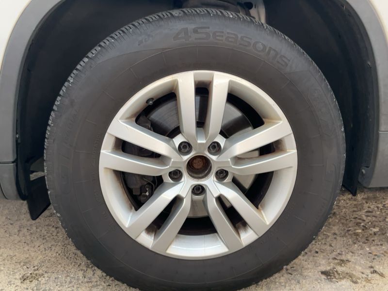 Volkswagen Tiguan 2.0 TDI Trend & Fun BlueMotion Tech 2014 – снимка 3