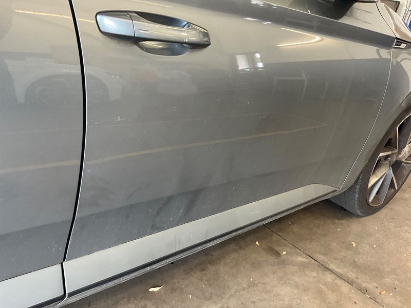Skoda Superb 2.0 TDI SportLine 2018 – снимка 23