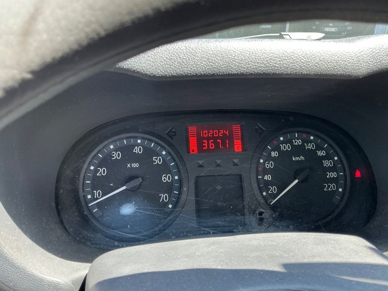 Renault Clio 1.2 Campus Authentique 2011 – снимка 4