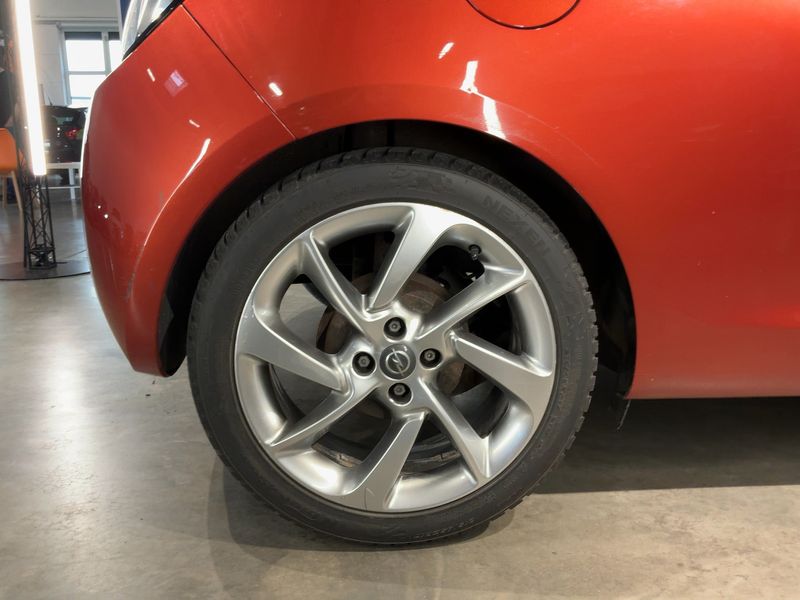 Opel Adam 1.4 Slam 2013 – снимка 9