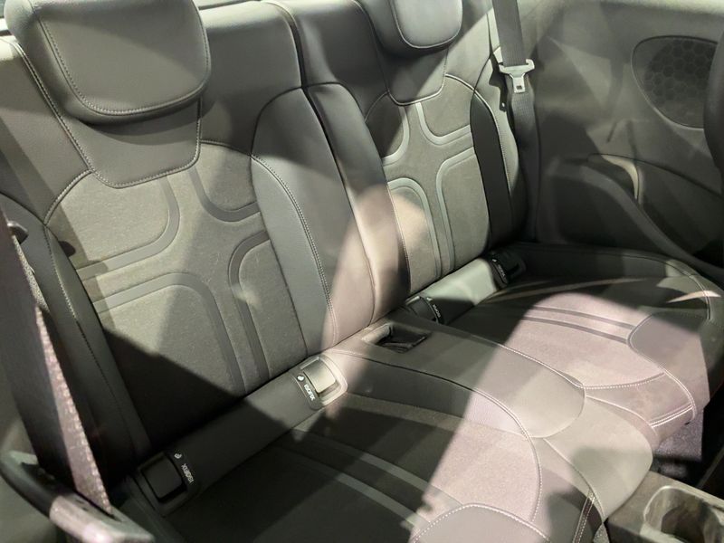 Opel Adam 1.4 Slam 2013 – снимка 19