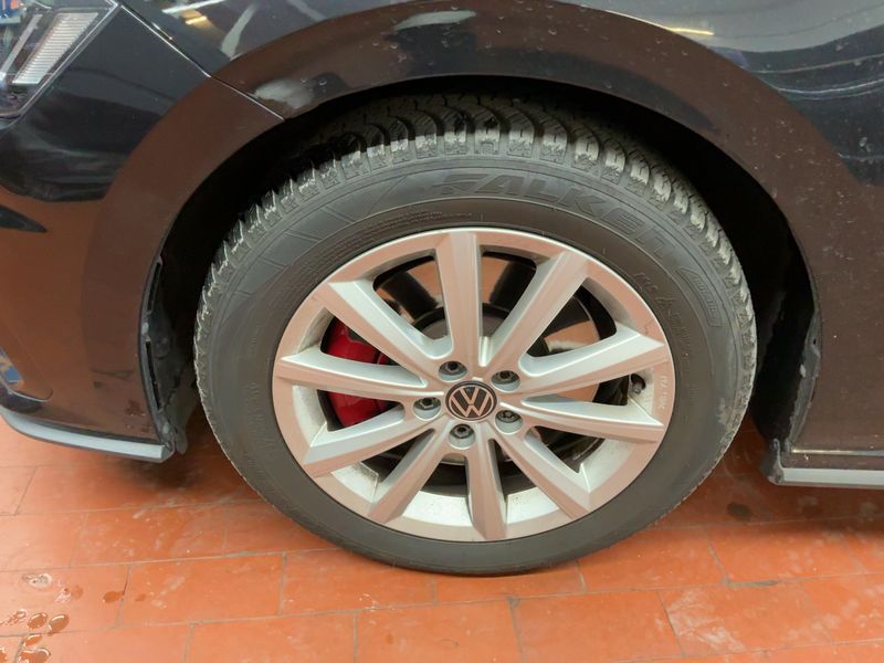 Volkswagen Polo 2.0 TSI GTI 2020 – снимка 3