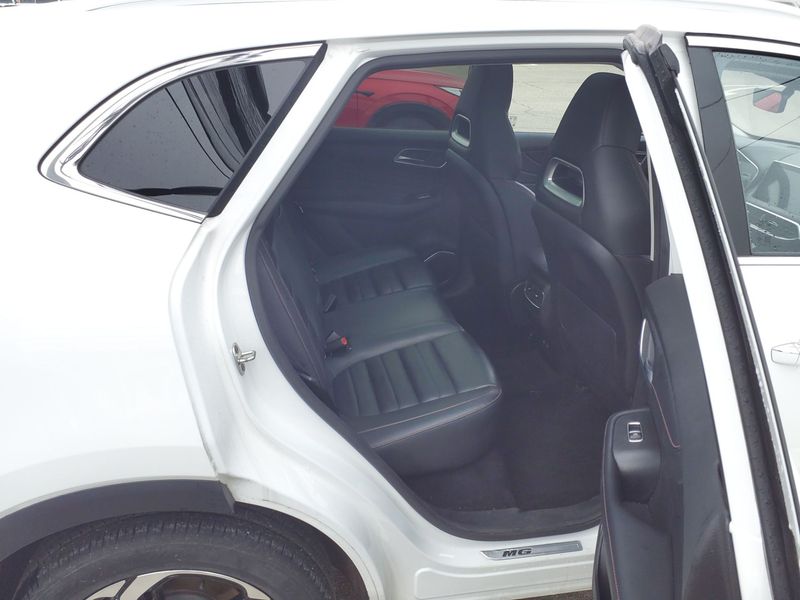 MG HS 1.5 Luxury 2024 – снимка 13
