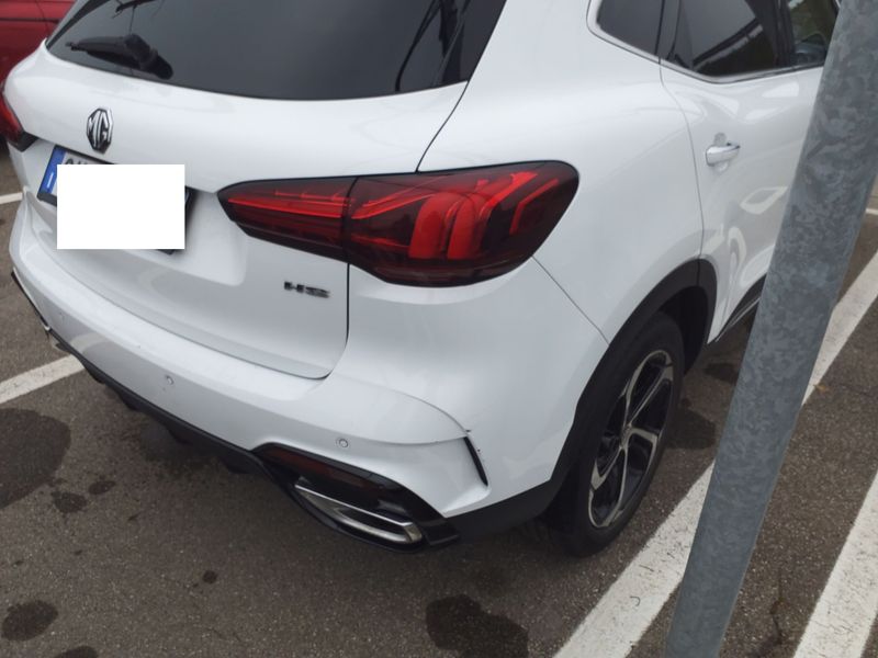 MG HS 1.5 Luxury 2024 – снимка 17
