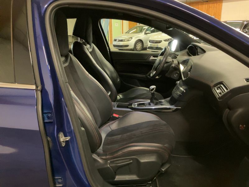Peugeot 308 2.0 Blue-HDi GT Line 2015 – снимка 16