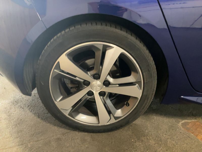Peugeot 308 2.0 Blue-HDi GT Line 2015 – снимка 9