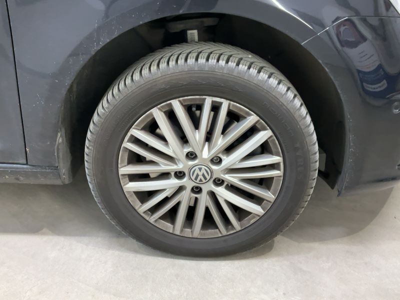 Volkswagen Caddy 1.4 TSI Maxi Highline BlueMotion Tech 2019 – снимка 11