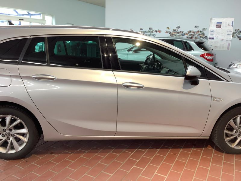 Opel Astra 1.4 SIDI Turbo Innovation 2018 – снимка 10