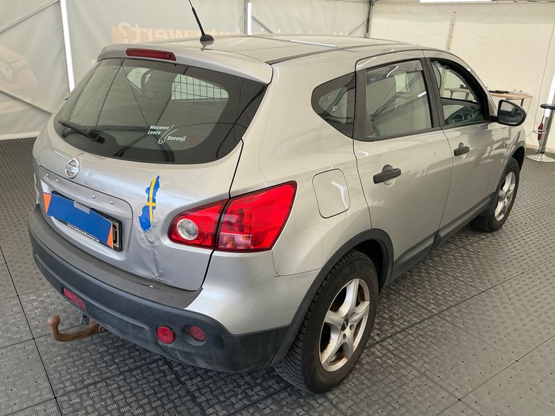 Nissan Qashqai 2.0 Visia 4x4 2009 – снимка 2
