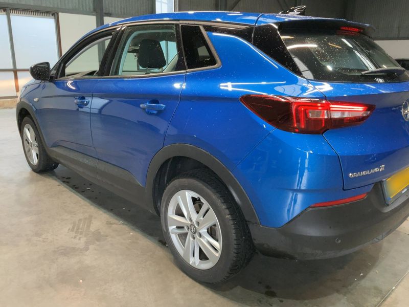Opel Grandland X 1.2 Online Edition 2018 – снимка 6