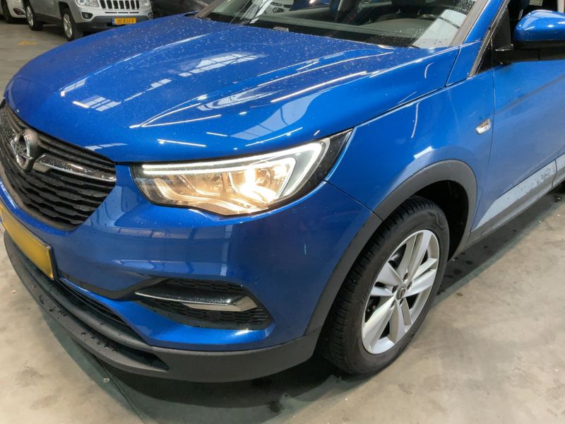 Opel Grandland X 1.2 Online Edition 2018 – снимка 2