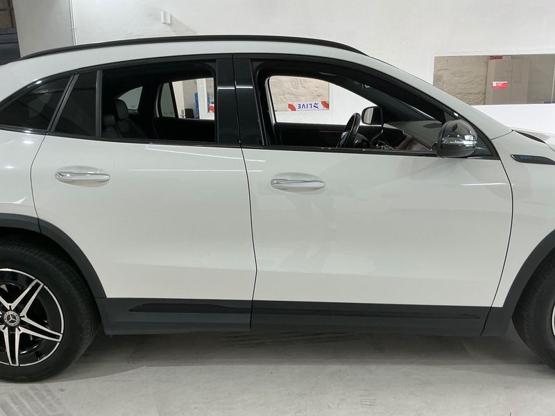 Mercedes-Benz EQA 250 AMG Line 2021 – снимка 10