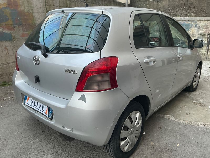 Toyota Yaris 1.3 VVT-i Sol 2007 – снимка 2