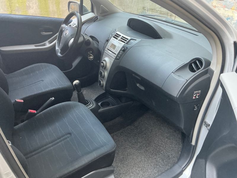 Toyota Yaris 1.3 VVT-i Sol 2007 – снимка 3