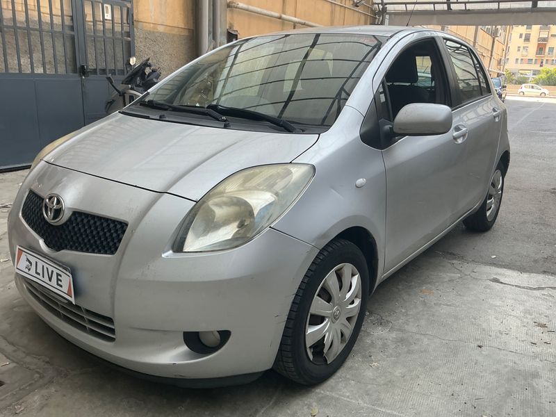 Toyota Yaris 1.3 VVT-i Sol 2007 – снимка 1