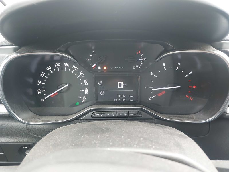 Citroen C3 1.2 PureTech Shine 2017 – снимка 12