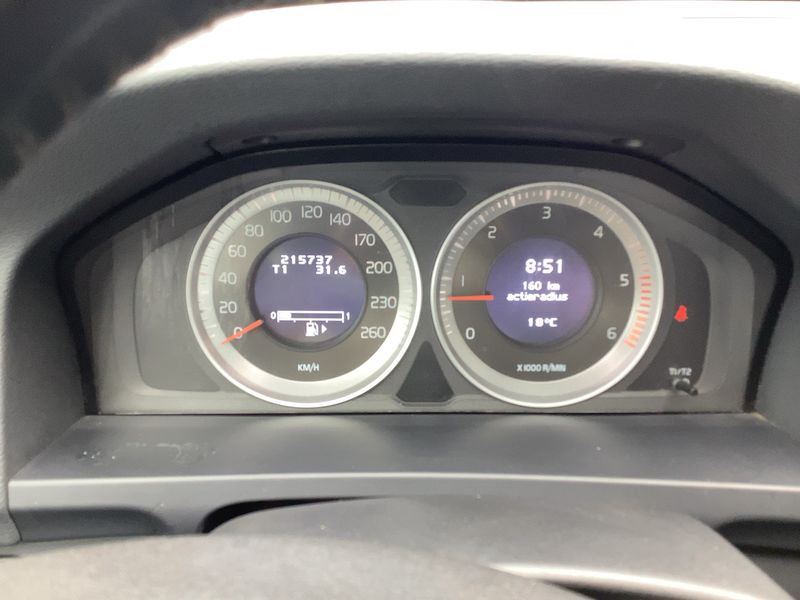 Volvo S60 2.0 D3 Momentum 2013 – снимка 18