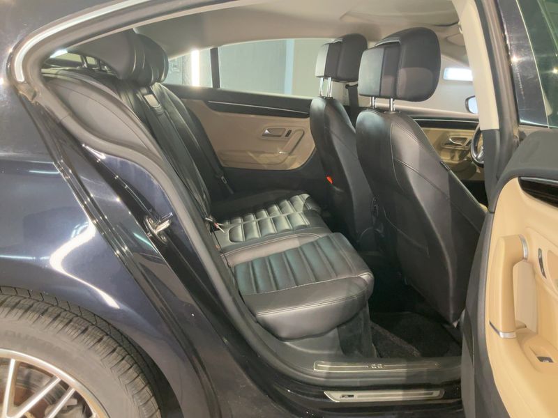 Volkswagen CC 3.6 V6 FSI 4Motion 2013 – снимка 19