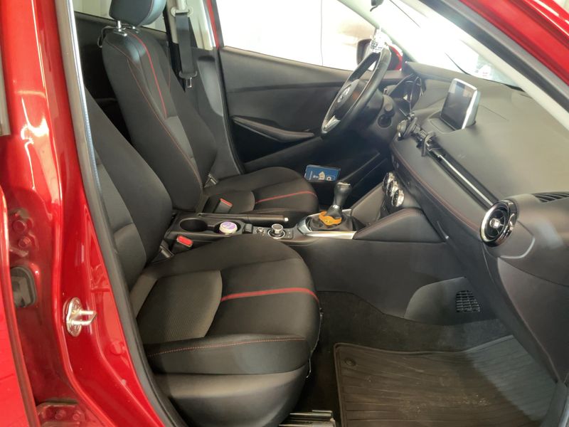 Mazda 2 1.5 Sports-Line 2016 – снимка 16