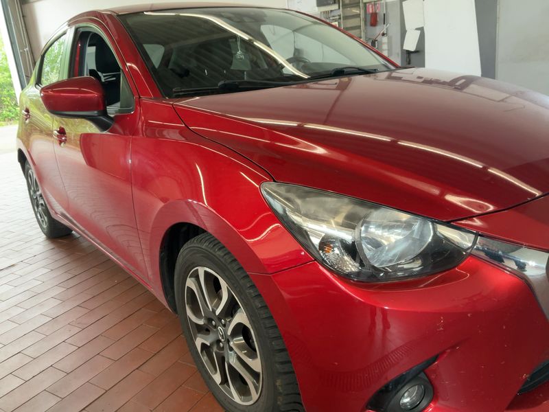 Mazda 2 1.5 Sports-Line 2016 – снимка 12